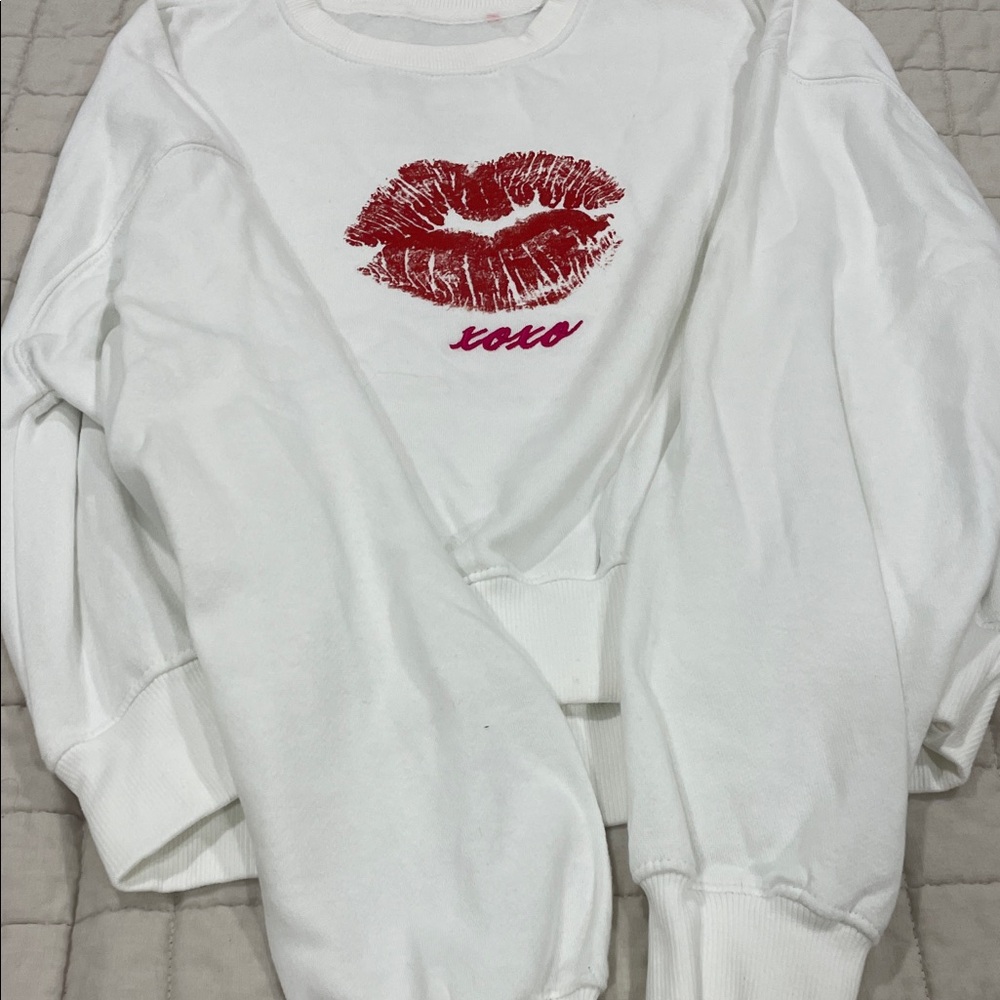 White Joggers with Red Lip Print - Picture 5 of 7